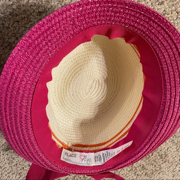 Girls hat size 2-3T - Picture 4 of 4